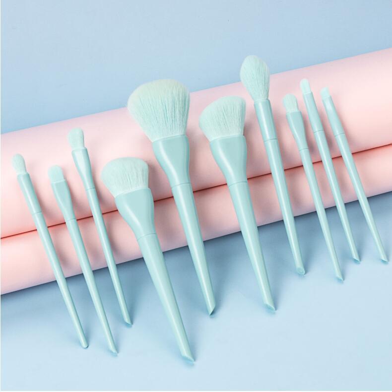 Super soft hair makeup brush