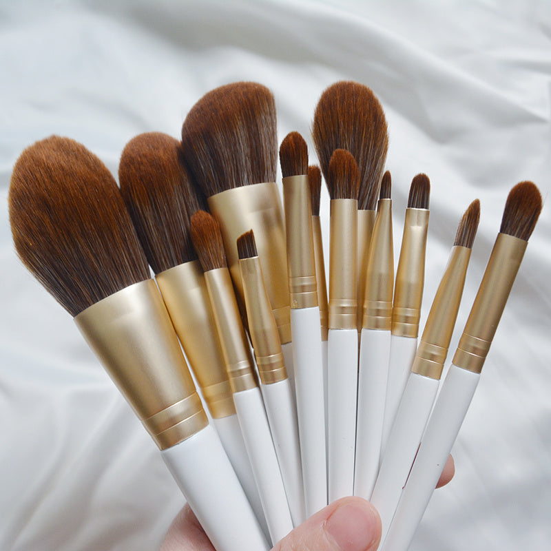 Super soft hair makeup brush