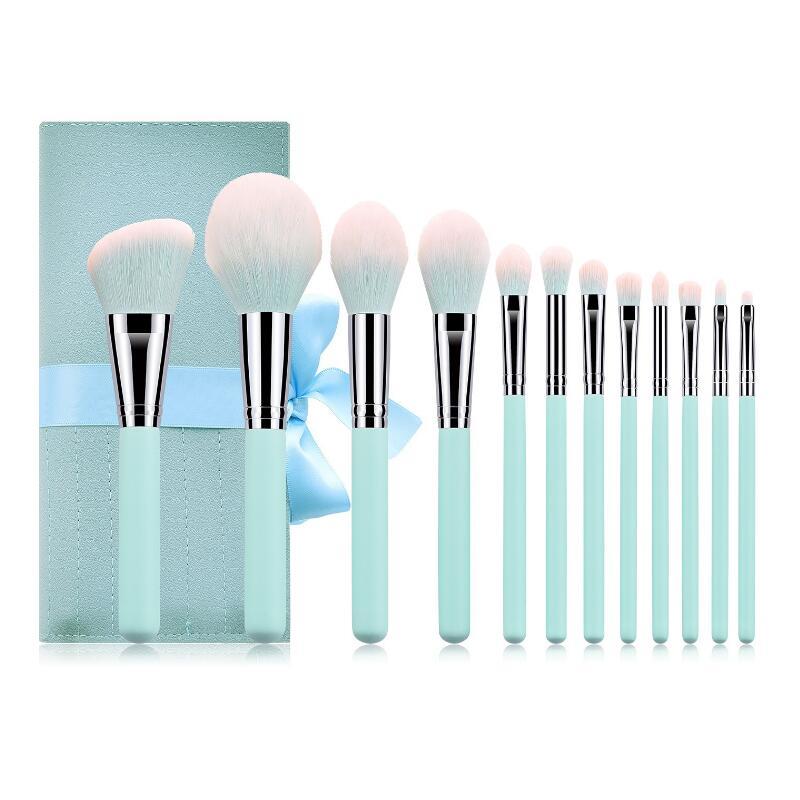 Super soft hair makeup brush