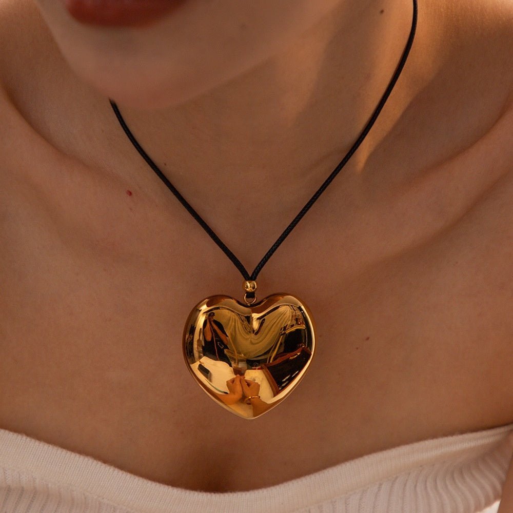 Ophelia Gold Heart Necklace