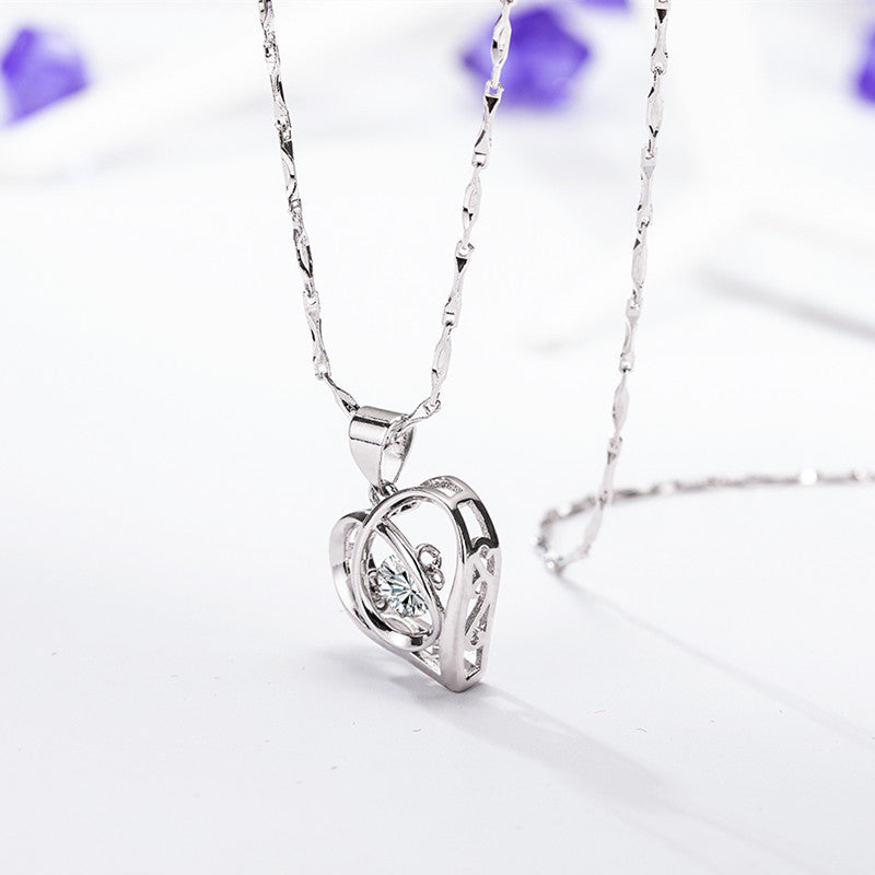 Women's Diamond-embedded Heart-shaped Smart Pendant Necklace Clavicle Chain BargainsRule