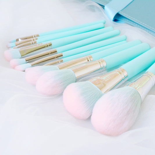 Super soft hair makeup brush