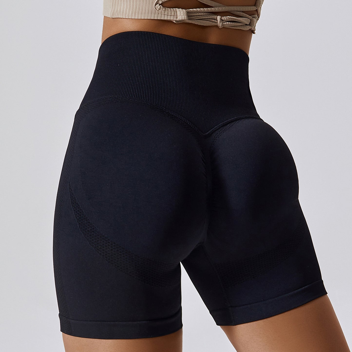 Women's Seamless Yoga Shorts In Europe And America